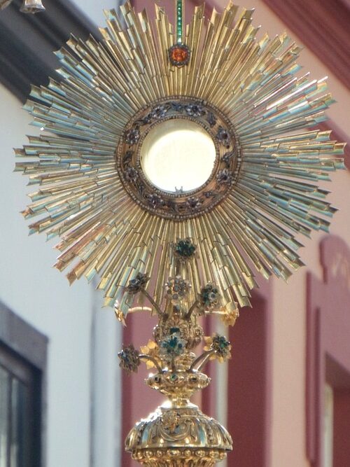 eucharist, eucharistic procession, monstrance, cc0, eucharist, eucharist, eucharist, eucharist, eucharist, monstrance